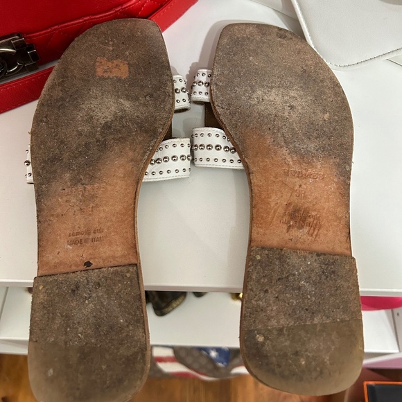 Hermes White Leather Studded Oran - Picture 4 of 5